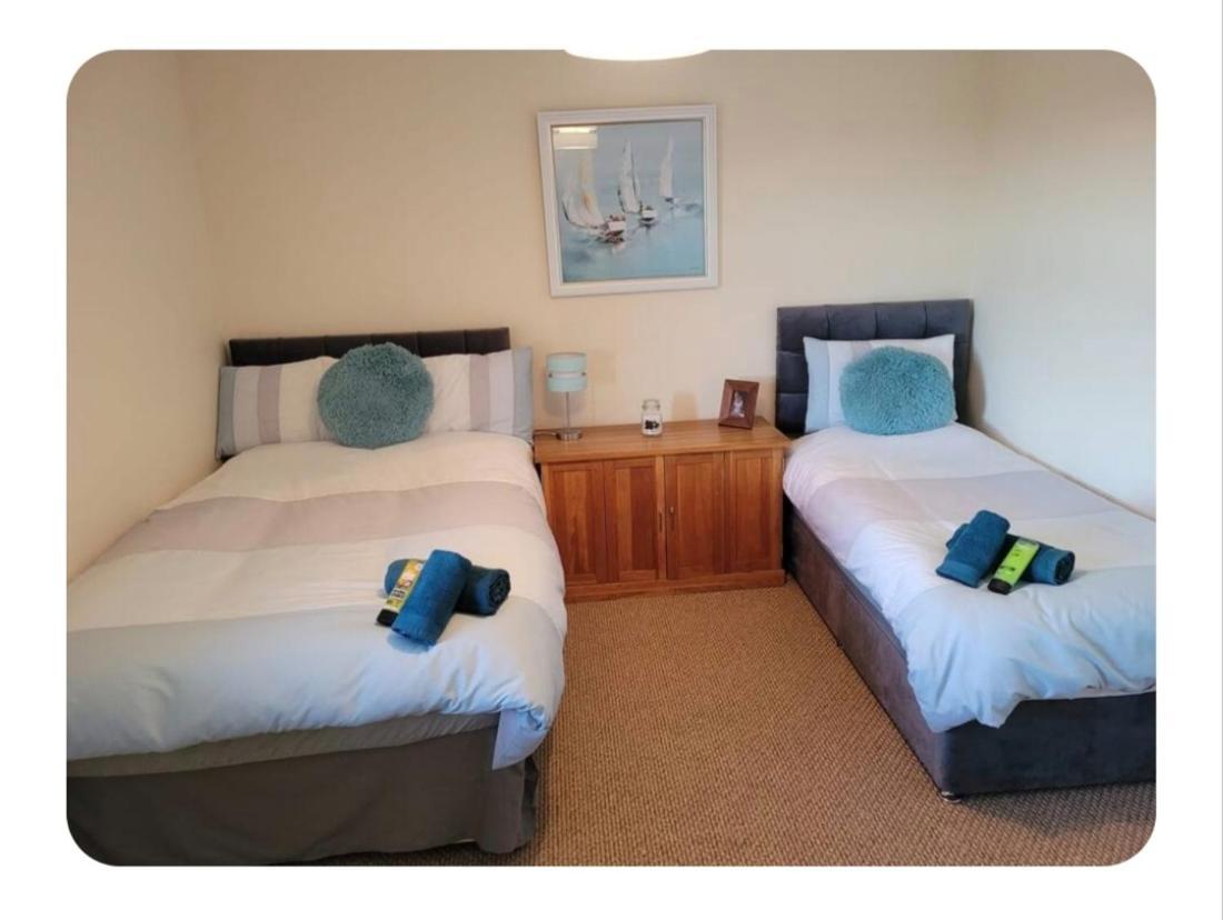 For A With At No 4 Holiday home